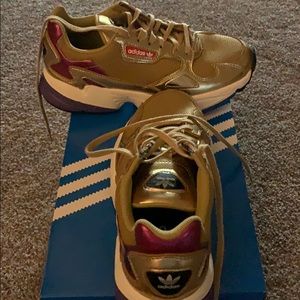 Adidas Falcon 6.5 shoes